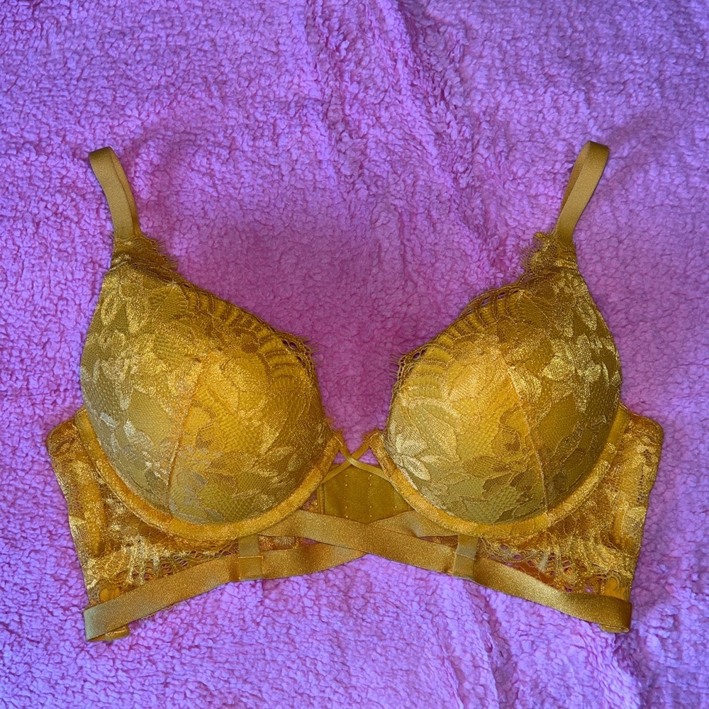 2 for $40 La Senza Beyond Sexy Bra